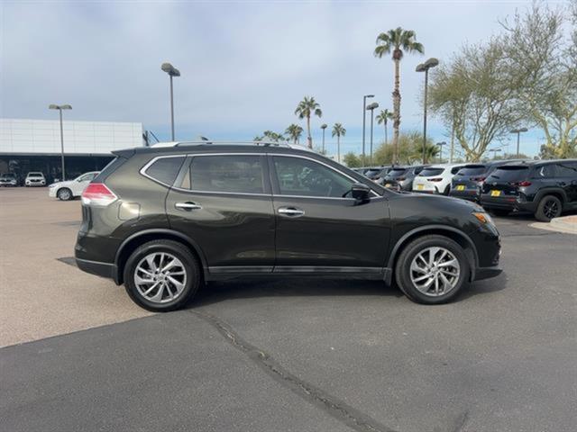 2015 Nissan Rogue SL 9