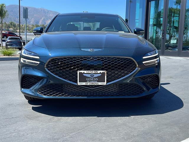 2025 Genesis G70 3.3T RWD Sport Advanced 4