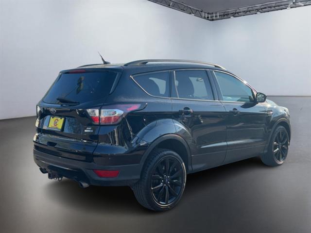 2017 Ford Escape SE 4