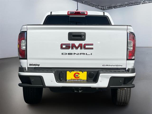 2022 GMC Canyon Denali 6