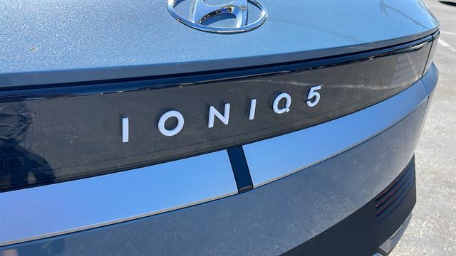 2024 Hyundai IONIQ 5 SE 14