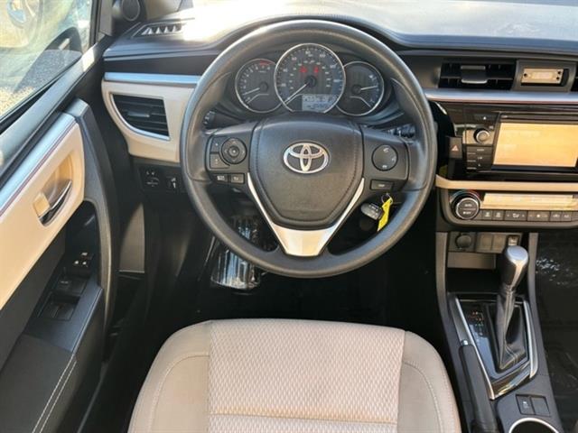 2015 Toyota Corolla LE 4dr Sedan 16