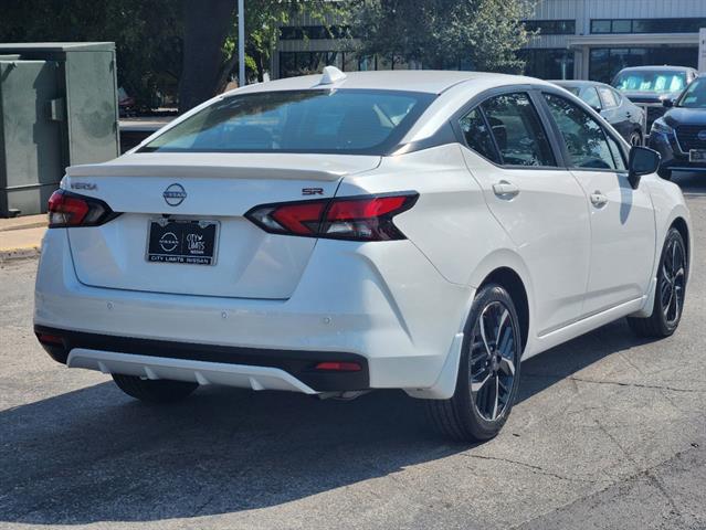 2024 Nissan Versa SR 4