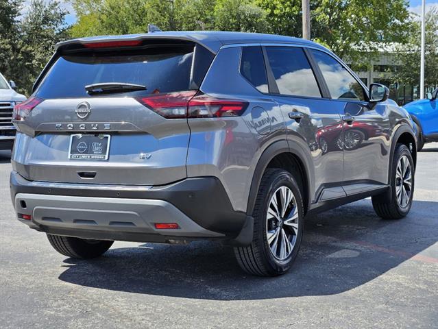 2023 Nissan Rogue SV 4