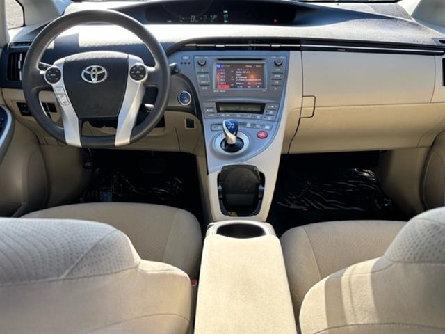 2012 Toyota Prius Base 4dr Hatchback 12