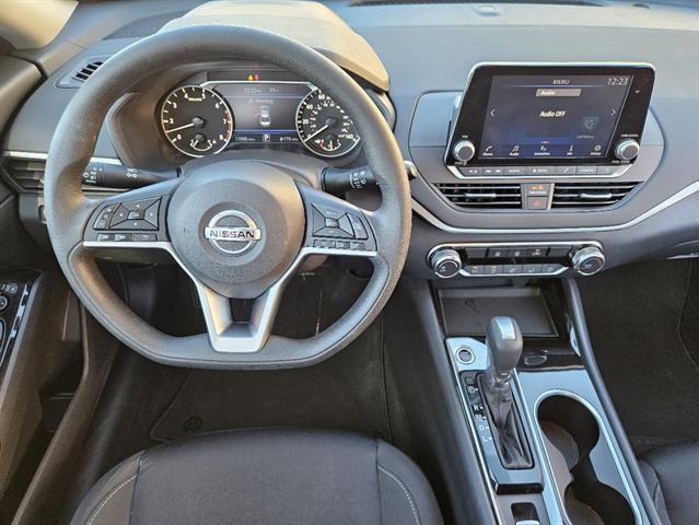 2021 Nissan Altima 2.5 SV 20