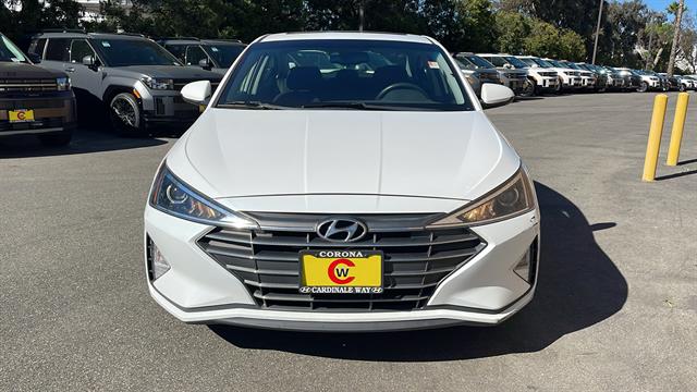 2020 Hyundai Elantra Limited 3