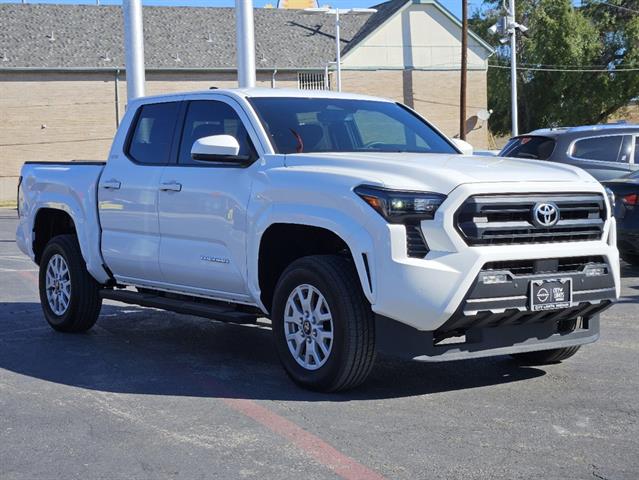 2024 Toyota Tacoma 4WD SR5 2