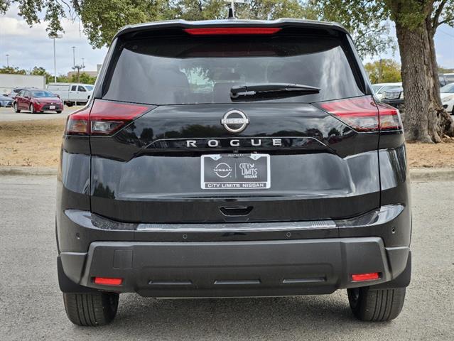 2025 Nissan Rogue SV 4