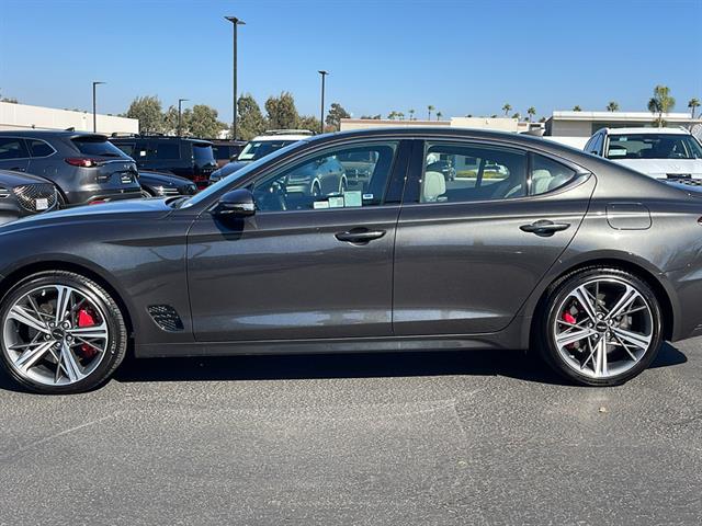 2024 Genesis G70 2.5T Prestige 12