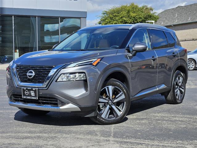 2023 Nissan Rogue Platinum 1