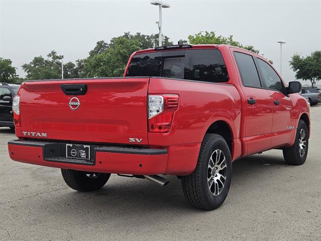 2024 Nissan Titan SV 3