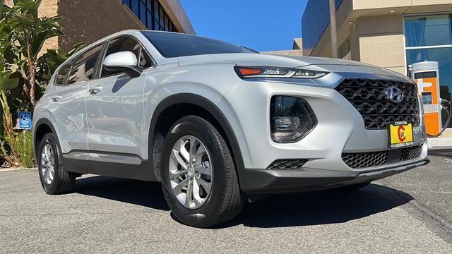 2020 Hyundai Santa Fe SE 5