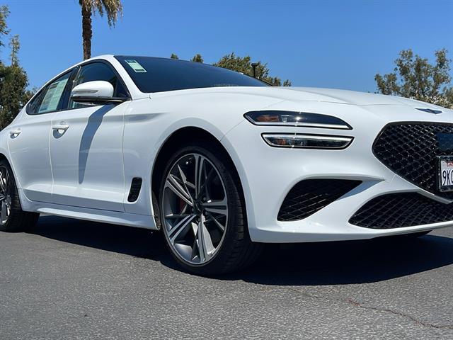 2024 Genesis G70 3.3T Sport Advanced 5