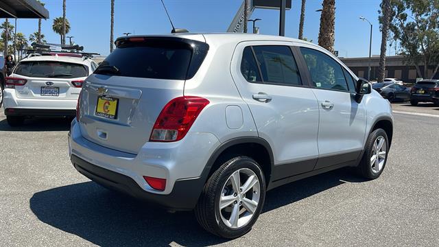 2020 Chevrolet Trax LS 6