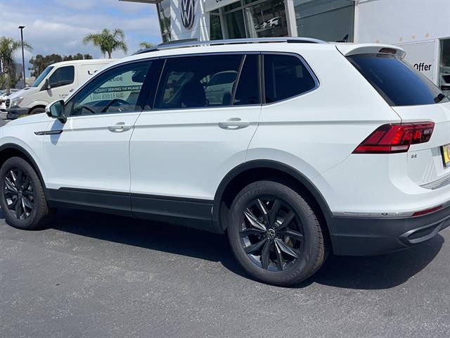 2024 Volkswagen Tiguan SE 10