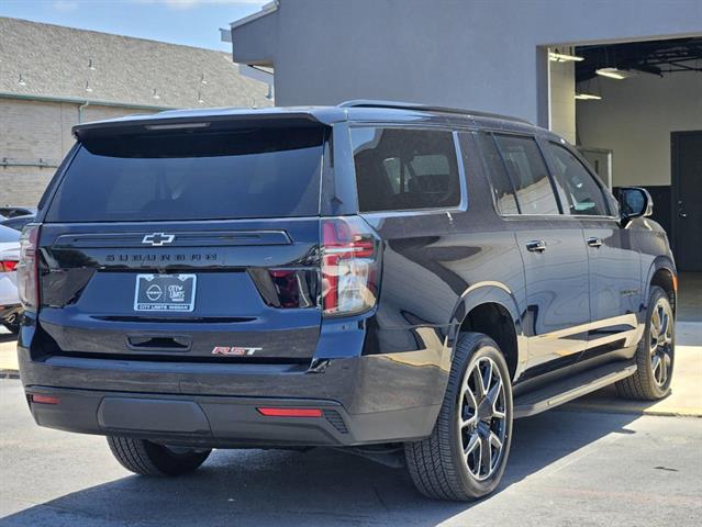 2023 Chevrolet Suburban RST 4