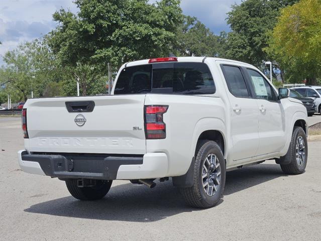 2024 Nissan Frontier SL 4