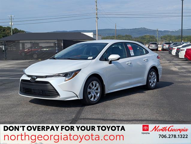 2026 Toyota Corolla LE's photo