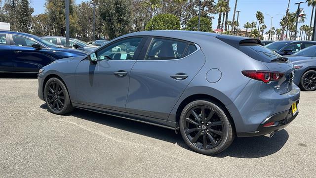 2024 Mazda Mazda3 Hatchback 2.5 S Carbon Edition 11