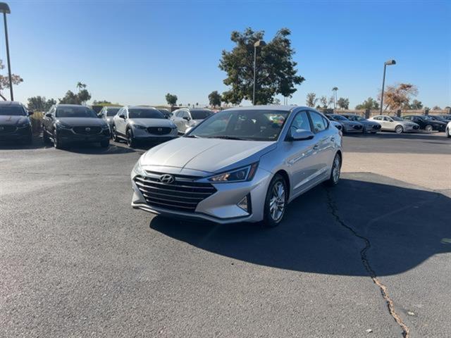 2019 Hyundai Elantra SEL 3