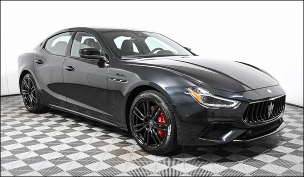 2024 Maserati Ghibli Modena AWD Sedan