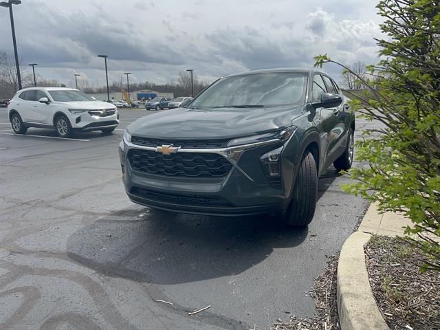 View vehicle photo 2