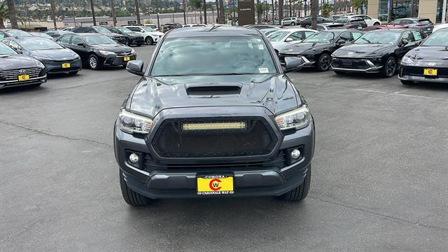 2016 Toyota Tacoma TRD Sport 2