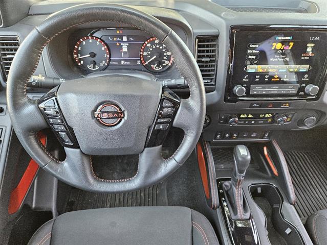 2023 Nissan Frontier PRO-4X 19