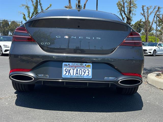 2024 Genesis G70 2.5T Standard 10