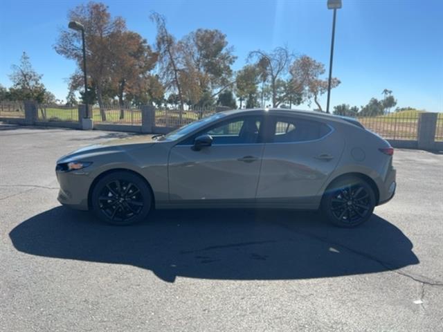 2025 Mazda Mazda3 Hatchback 2.5 Carbon Turbo 4