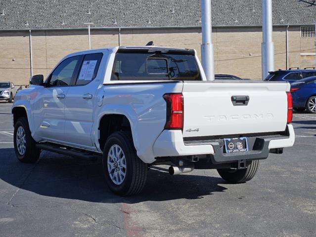 2024 Toyota Tacoma 4WD SR5 3