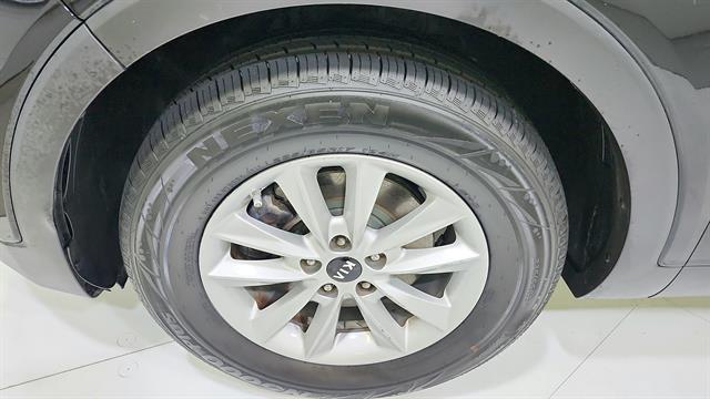 car-gallery-28