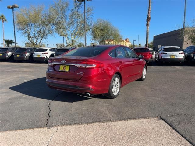 2018 Ford Fusion Hybrid SE 8