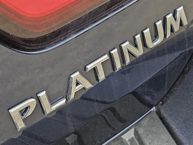 2024 Nissan Armada Platinum 8