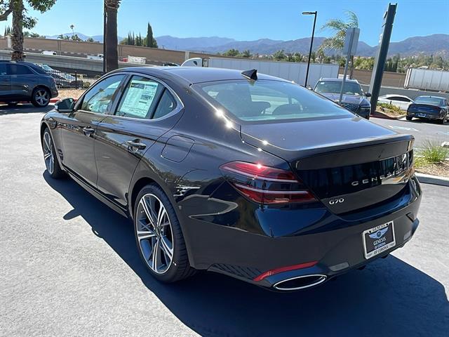 2025 Genesis G70 3.3T RWD Sport Advanced 8