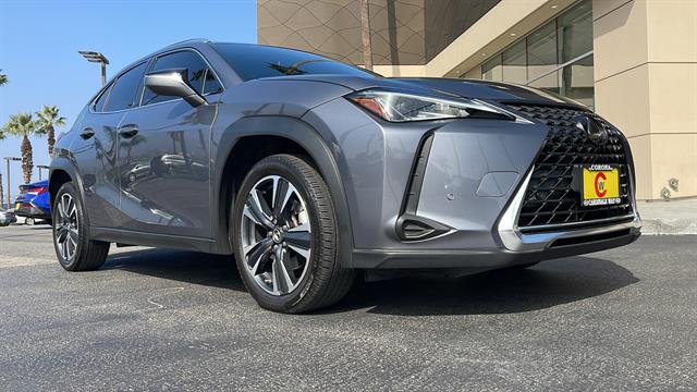 2021 Lexus UX Base 5