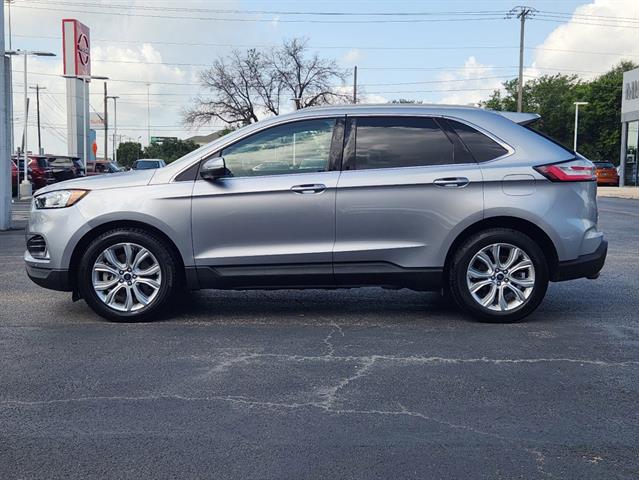 2020 Ford Edge Titanium 3