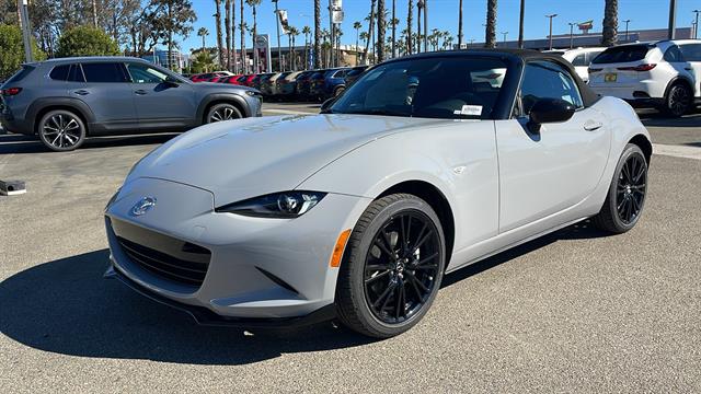 2024 Mazda MX-5 Miata Club 13