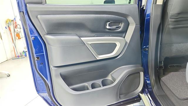 car-gallery-23