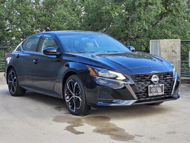 2024 Nissan Altima 2.5 SR 2