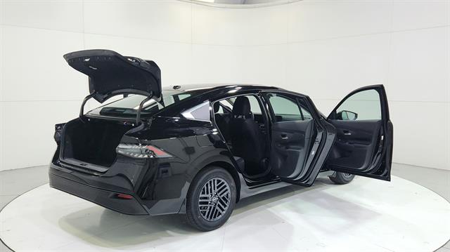 car-gallery-32