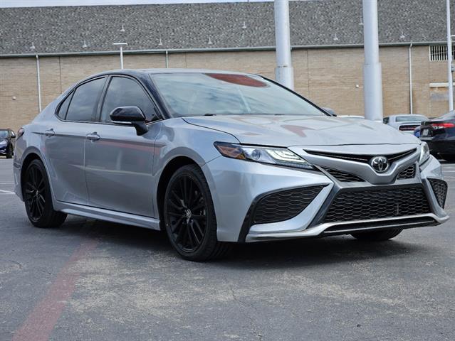 2023 Toyota Camry XSE 2