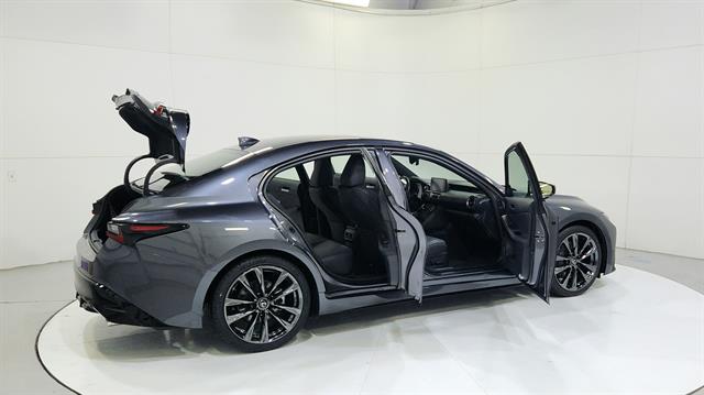 car-gallery-32