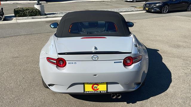 2024 Mazda MX-5 Miata Club 8