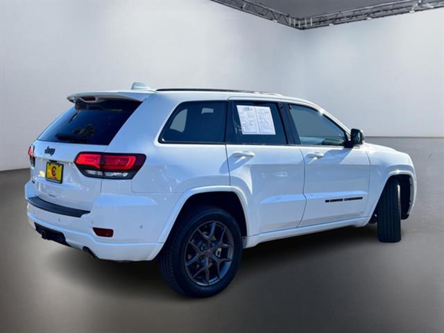 2021 Jeep Grand Cherokee 80th Anniversary Edition 4