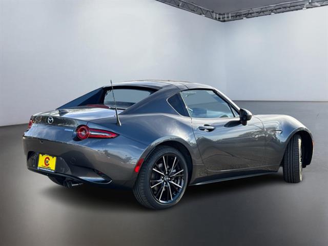 2024 Mazda MX-5 Miata RF Grand Touring 4