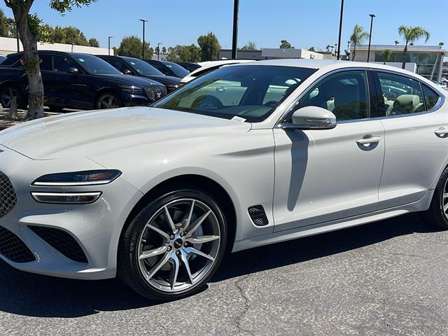 2024 Genesis G70 2.5T Standard 13