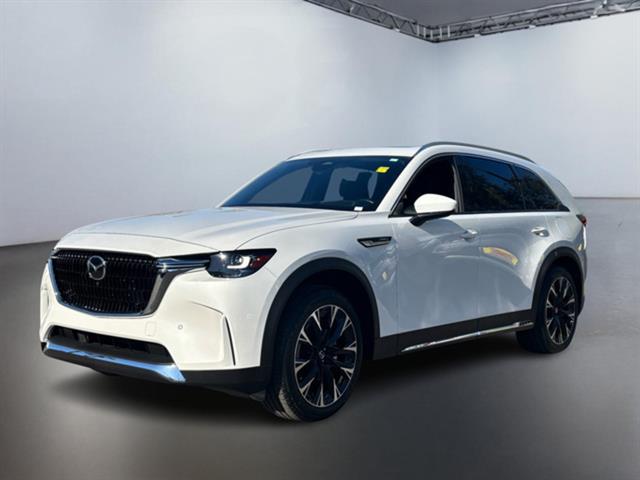 2024 Mazda CX-90 PHEV Premium Plus 8