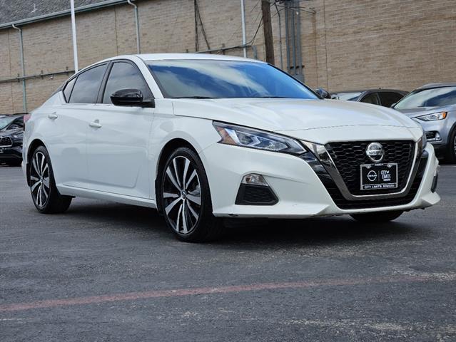 2021 Nissan Altima 2.5 SR 2